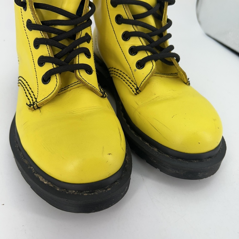 Dr.‎ Martens 101 Boots Womens Size 5 Yellow Smooth Leather Ankle Combat Lace Up - Picture 4 of 16